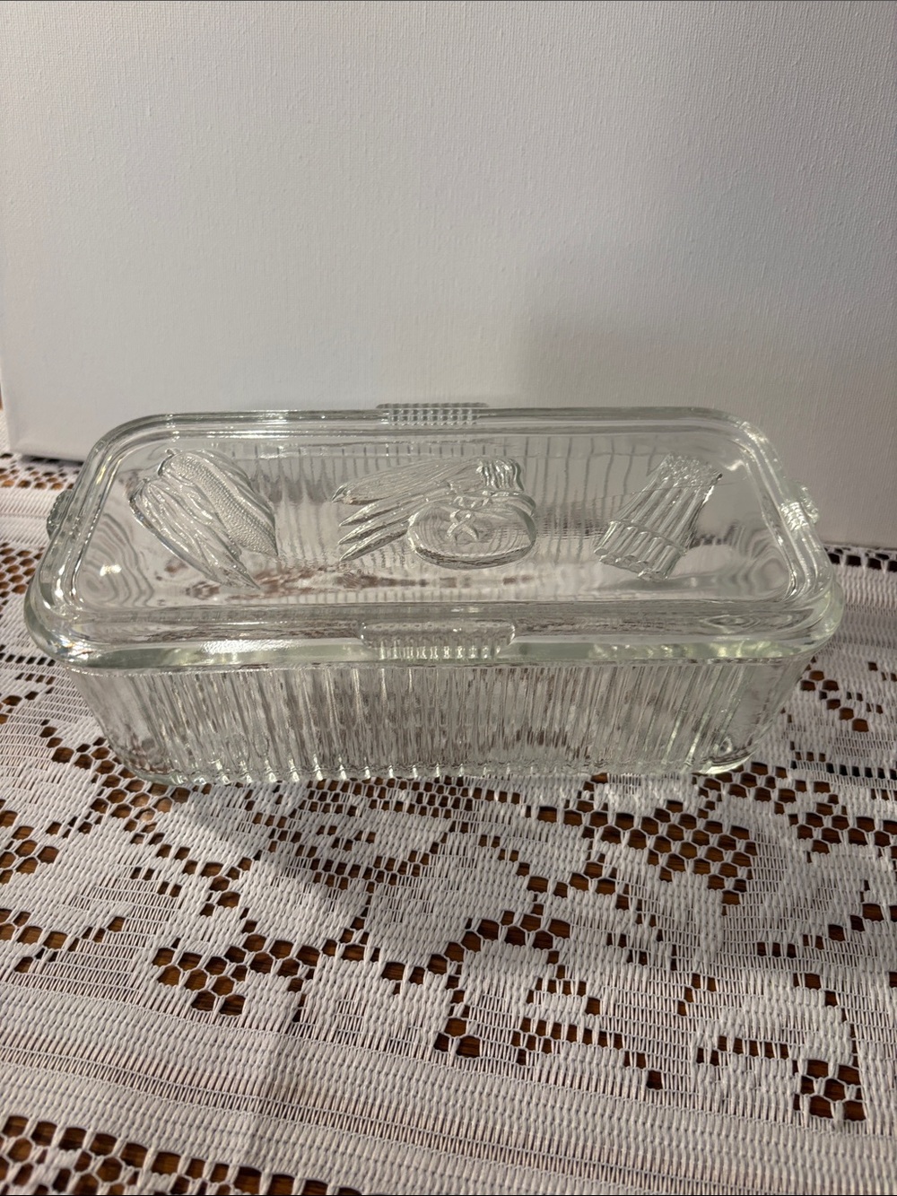 Vintage Federal Glass Refrigerator Dish w/Lid Vegetable Design.